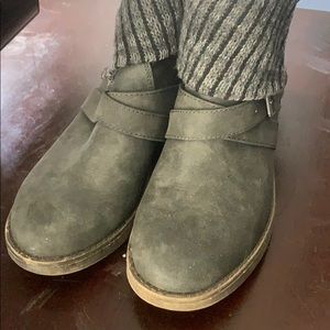 Suade stylish winter boots